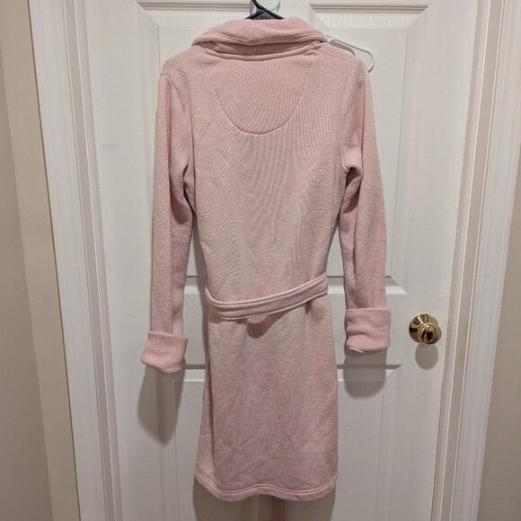 Victoria's Secret Small Pink Short Bathrobe with Belt - Picture 2 of 11